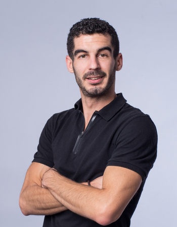 Albert Sánchez. Programador web graduat en Comunicació Audiovisual i Multimèdia a a L'escola universitària de les arts ERAM- UdG.