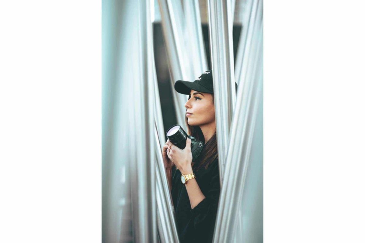 Elisenda Xifra amb càmera