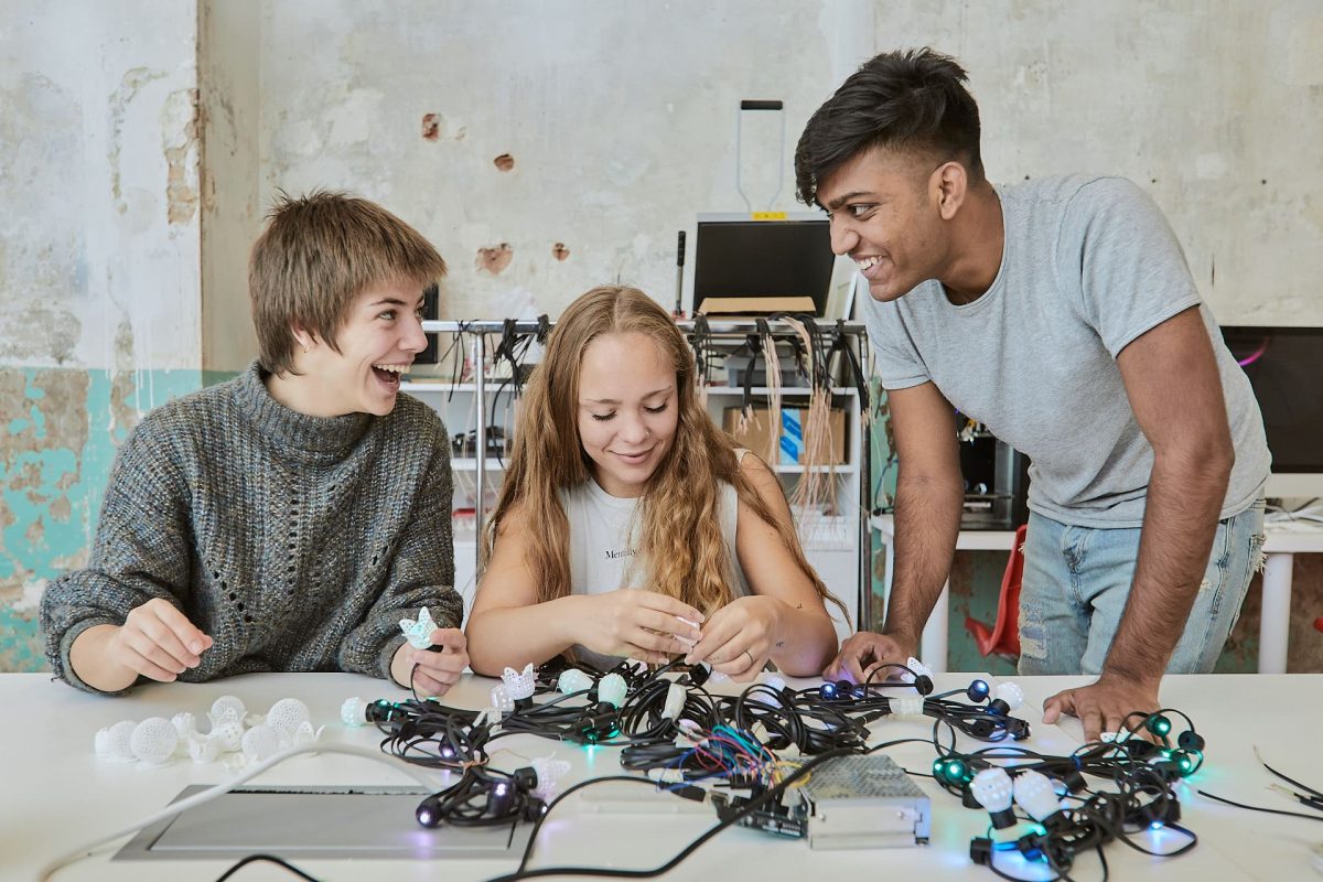 Master in Interaction design. ERAM - UdG. Instal·lacions